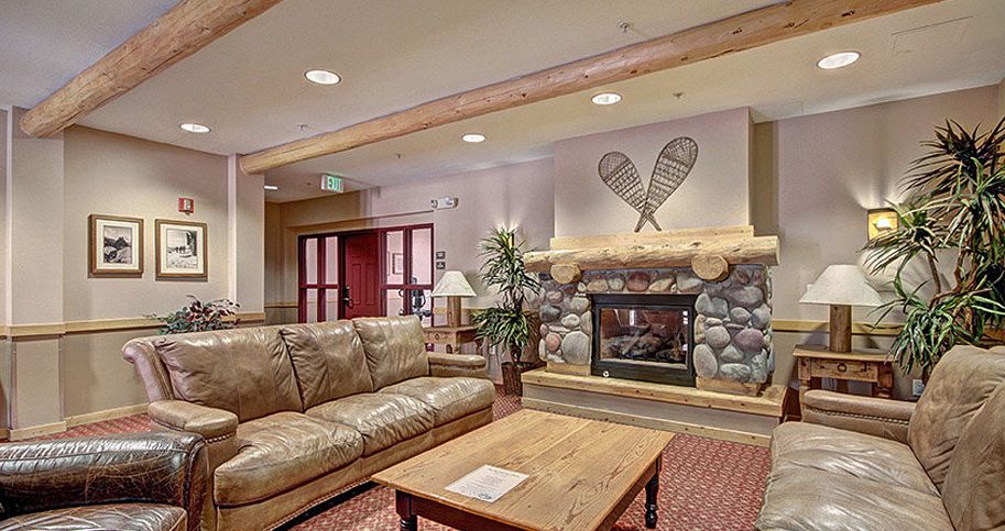 Modern mountain lodge with great facilities. - image_2